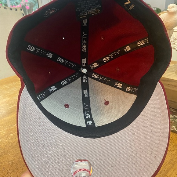New York Yankees New Era Fitted Hat - Picture 6 of 7